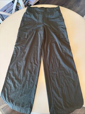 Athleta Olive Wide-Leg Cargo Pants